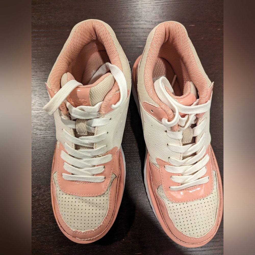 UGG Highland Sneaker In Pink s:9 - Picture 3 of 12